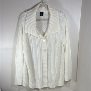 Women's Basic Editions Off White Cable Knit Sweater